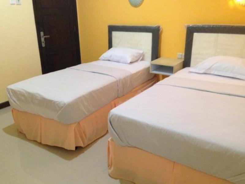 Galaxy Guest House Surabaya Ngoại thất bức ảnh